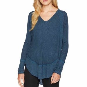 FREE PEOPLE Catalina V-neck Thermal Top In Blue